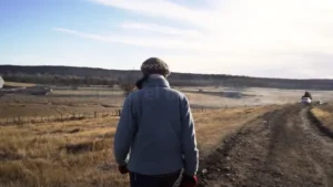 Ana y el bosque I Tolhuin I Tiera del Fuego, Argentina